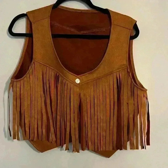 Vest with fringe Festival wear with western flair
Cowboy vest. - Picture 2 of 5